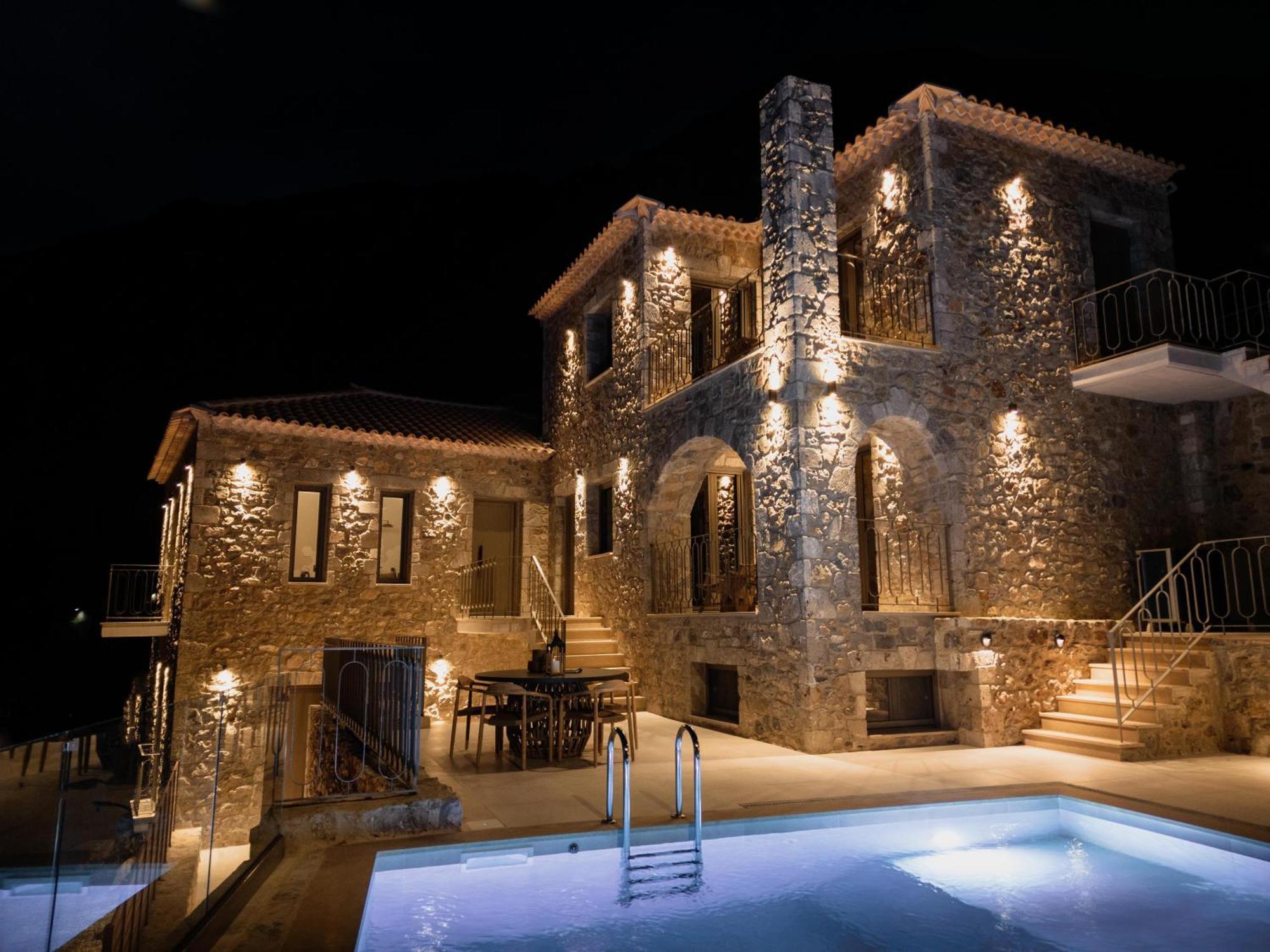 Orithyia Prime Living Villa Каламата Екстериор снимка